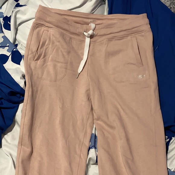 Calvin Klein sweatpants - Picture 4 of 6